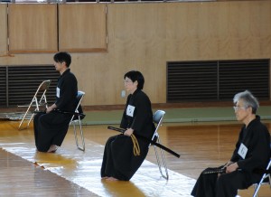 緊張の坂倉さん